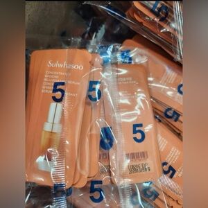 Sulwhasoo Concentrated Ginseng Rejuvenating Serum 1ml x 36pcs Lifting K-Beauty